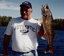 walleye fishing lake of the woods onario canada